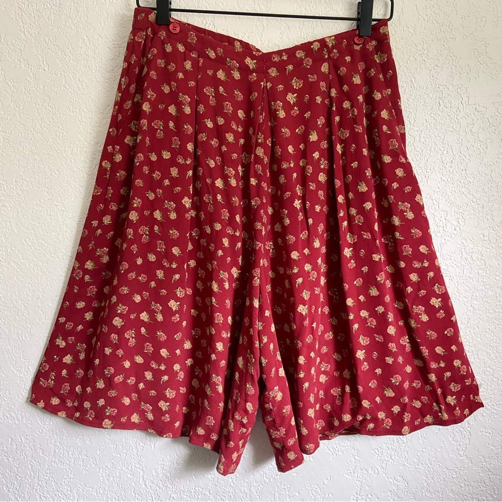 JH Collectibles Vintage Red Floral High Waist Dress Shorts